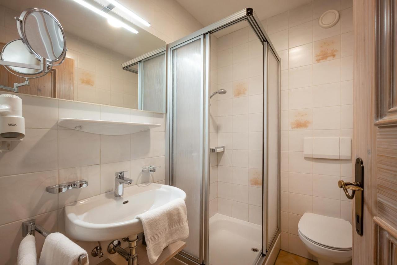 Hotel Schmiedboden Oberndorf in Tirol Dış mekan fotoğraf